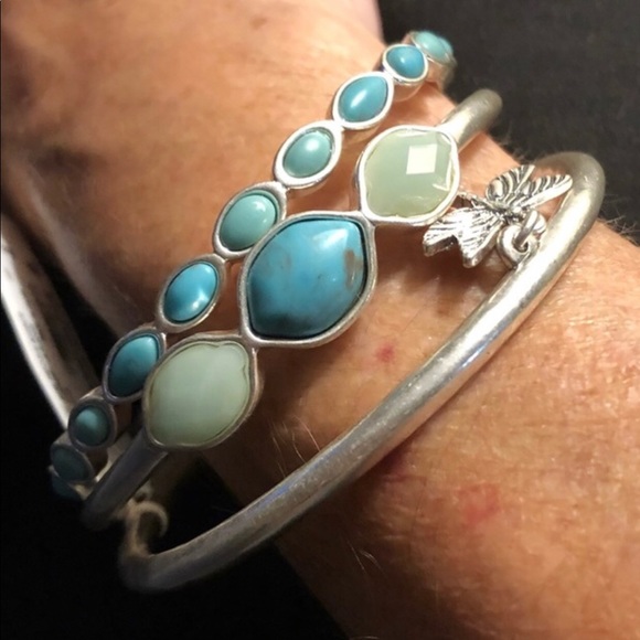 Lucky Brand Jewelry - Dragonfly more beautiful than photos can show.